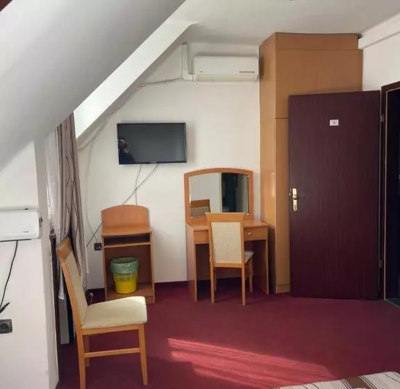 Hotelli Minaret&étterem