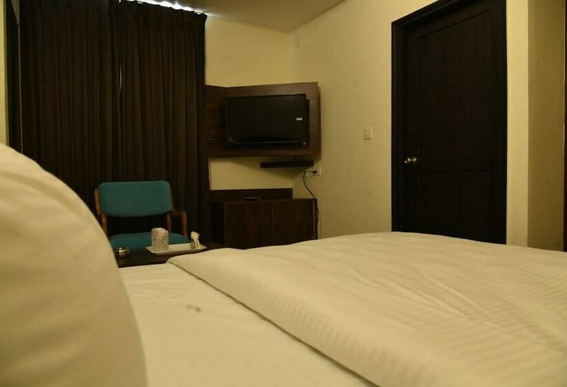 בית מלון כפרי Advaitha Residency