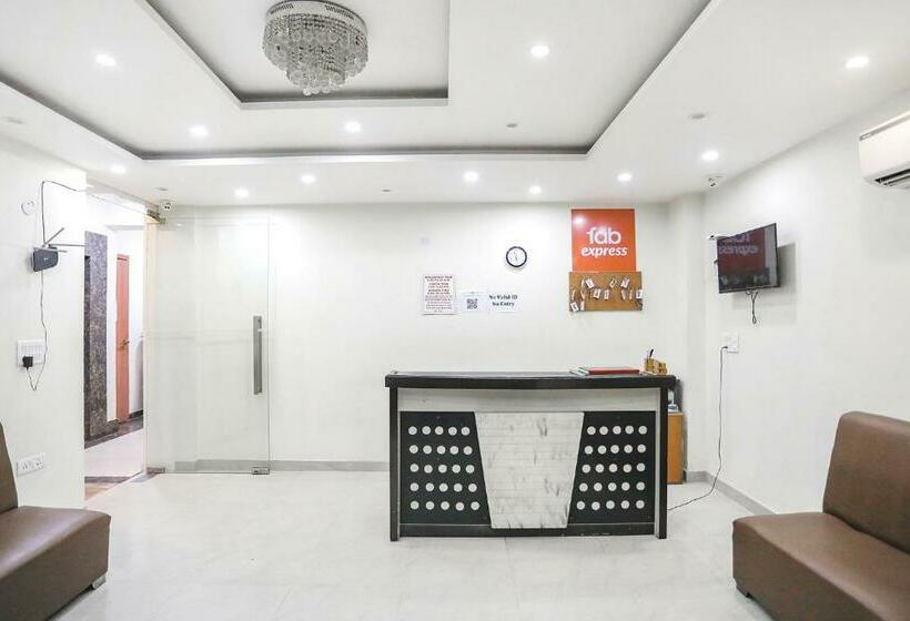 Fabhotel Royal Stay I