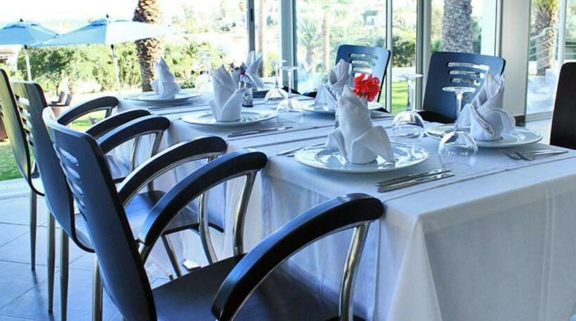 Hotel Lyla Confort Restinga