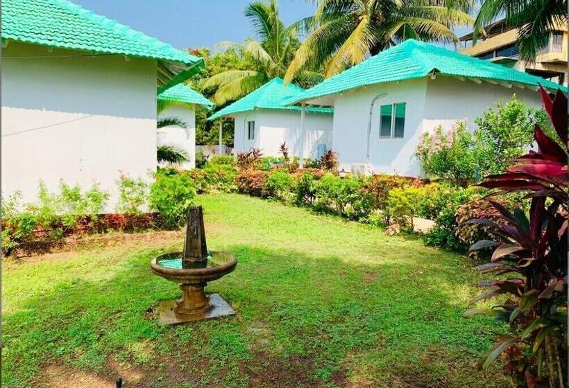 בית מלון כפרי Tropical Valley Resort