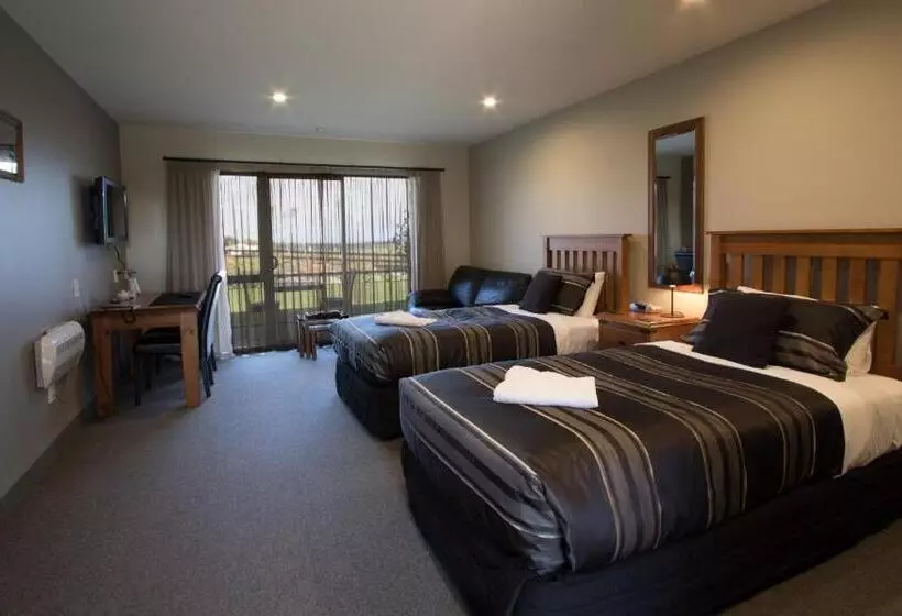 Retkeilymaja Stations Inn