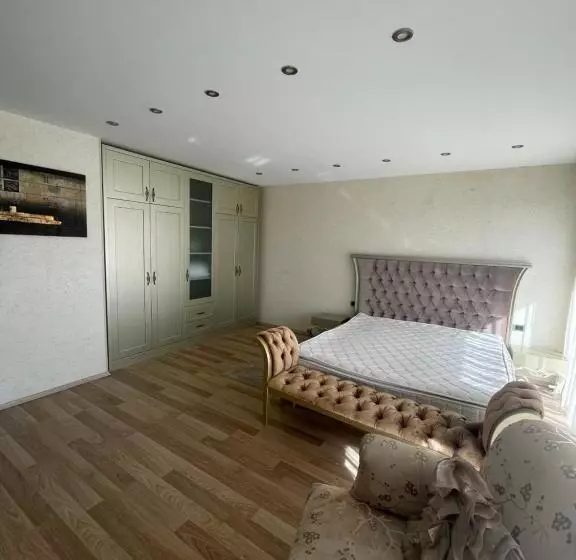 هتل Sea Breeze Apartments Lighthouse