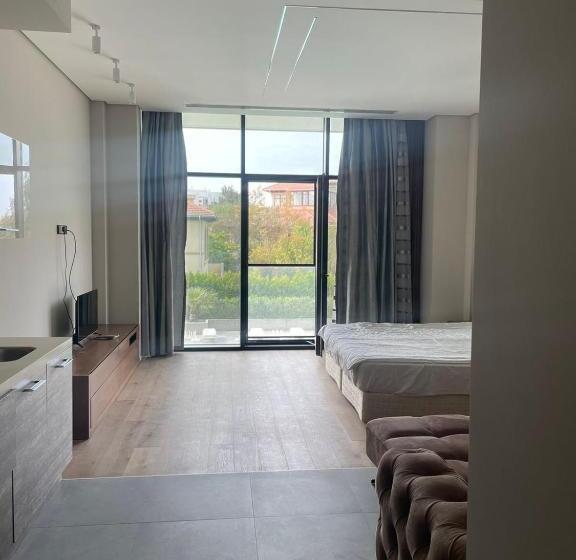 هتل Sea Breeze Apartments Lighthouse