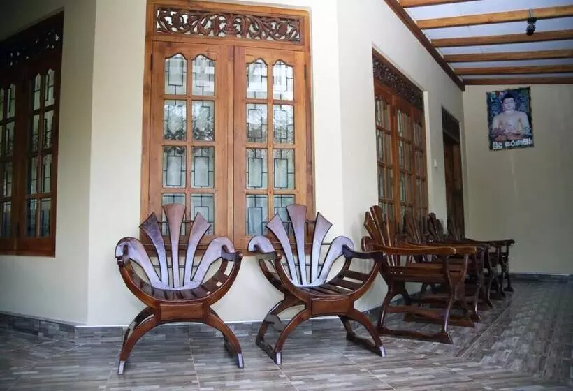 پانسیون Wildlife Safari House