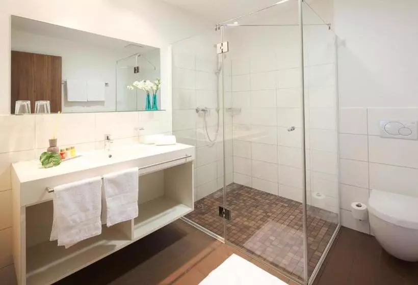 Aircraft Hotel & Events