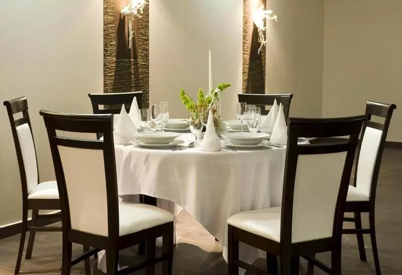 ホテル Constancja