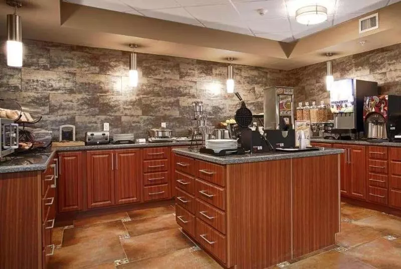 酒店 Days Inn By Wyndham Redwater