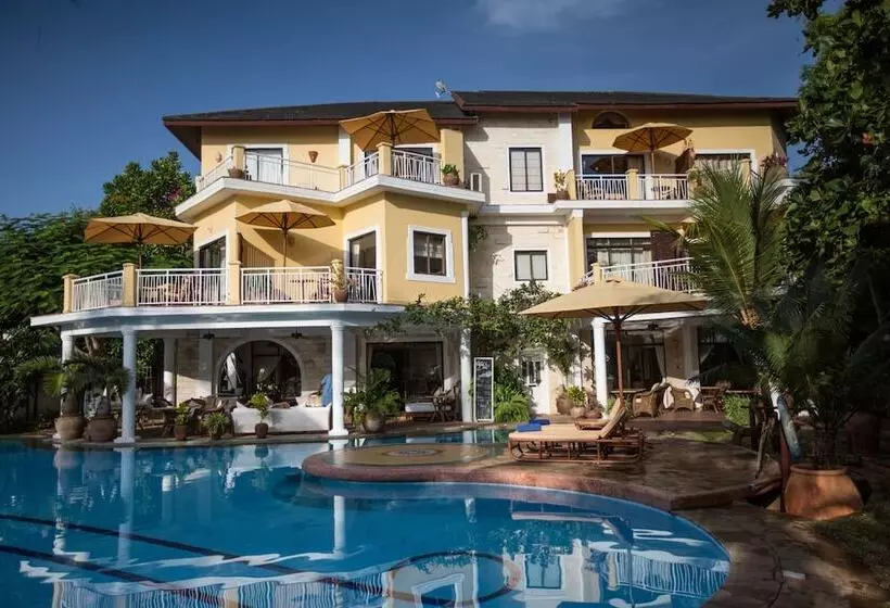 هتل Elewana Afrochic Diani Beach