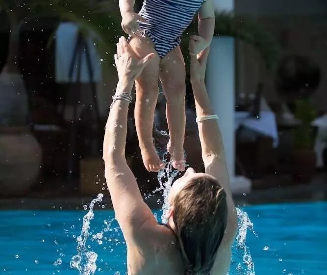 هتل Elewana Afrochic Diani Beach