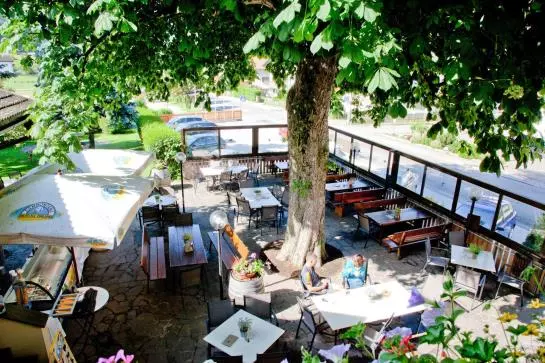 Пансион Gasthof Zum Weissen Rössl