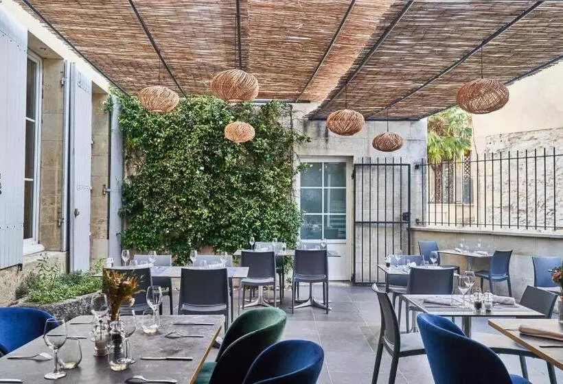 هتل Logis Hôtel De La Tour