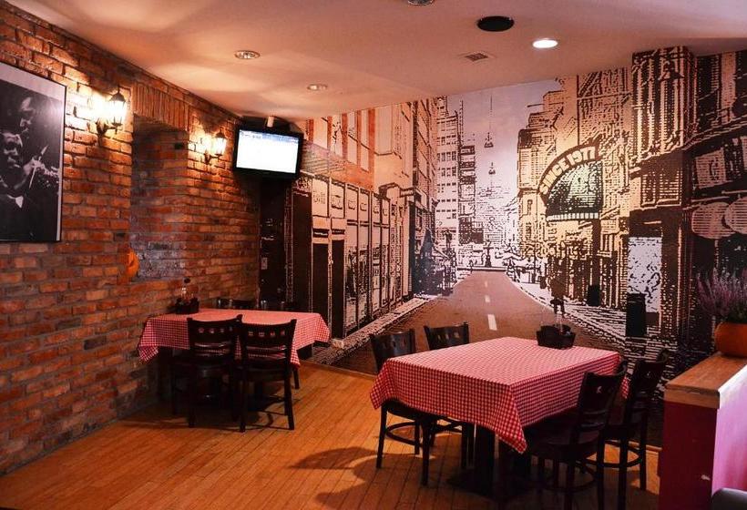 בית מלון כפרי Orlik