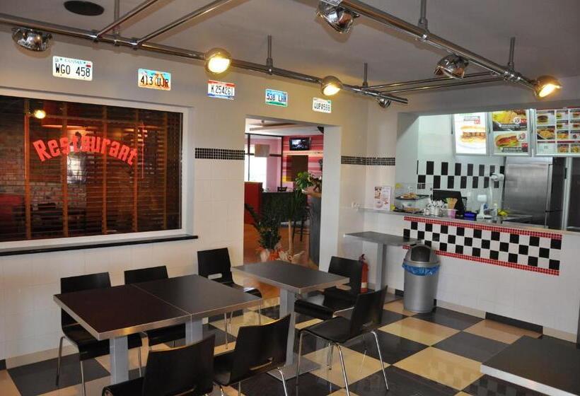 בית מלון כפרי Orlik