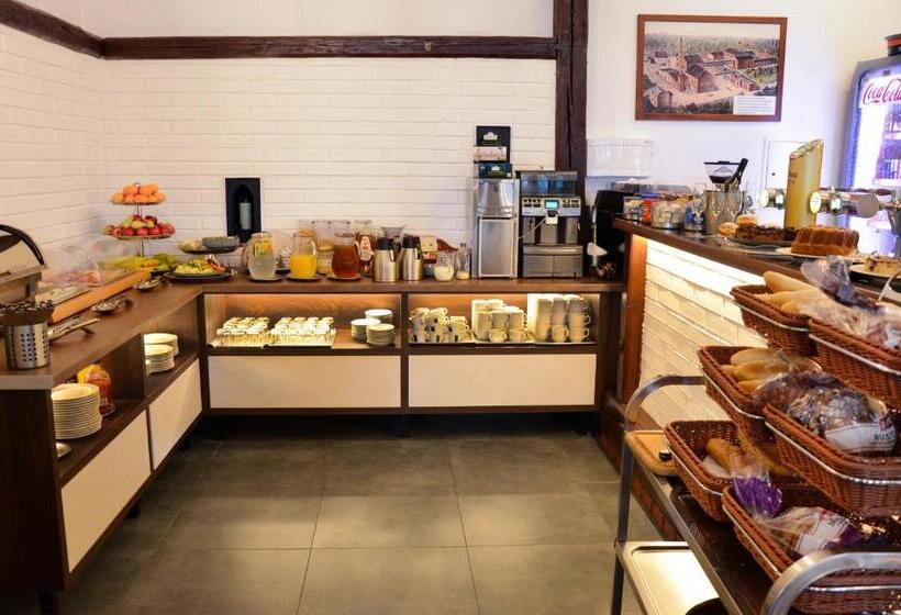 Отель Rose Břeclav