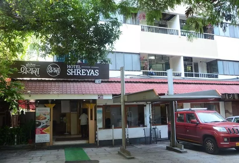 Hotel Shreyas