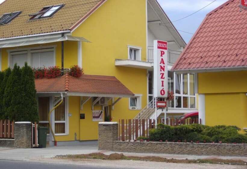 호텔 Szieszta Panzió