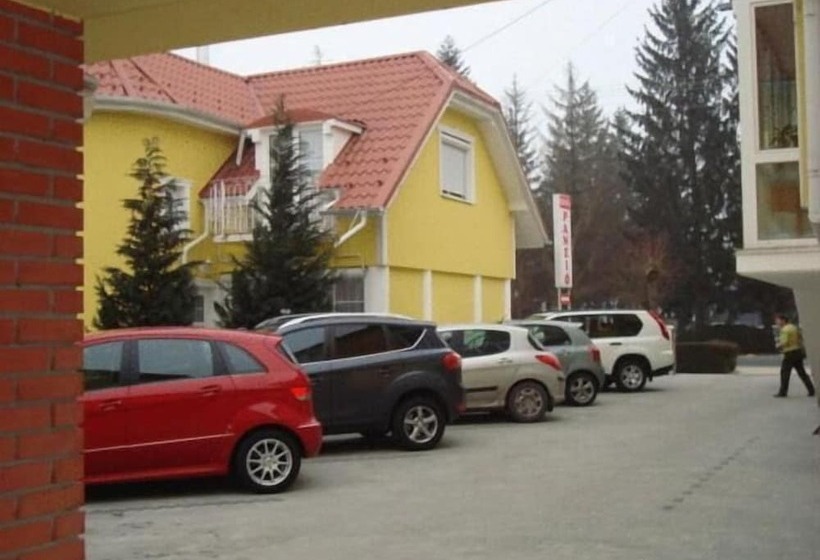 호텔 Szieszta Panzió