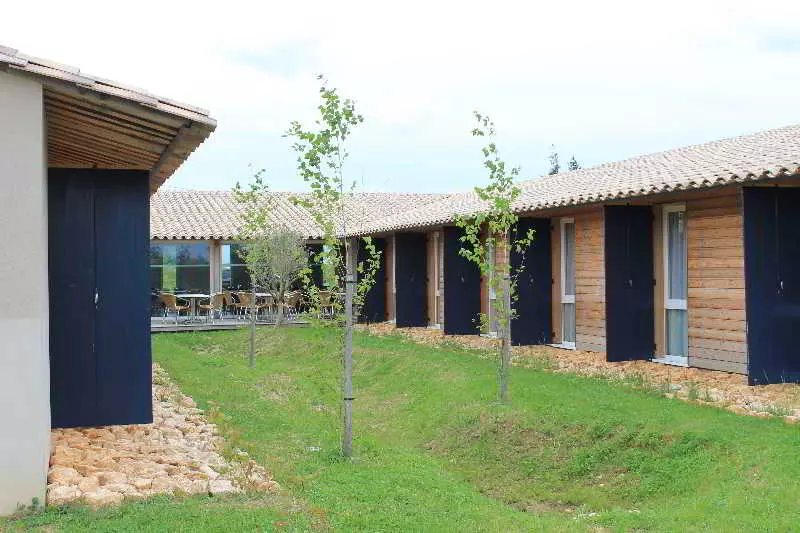 Отель The Originals City, Hôtel Albizia, Sarlatlacanéda