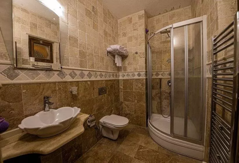 פנסיון Konak Bezirhane Cave Otel