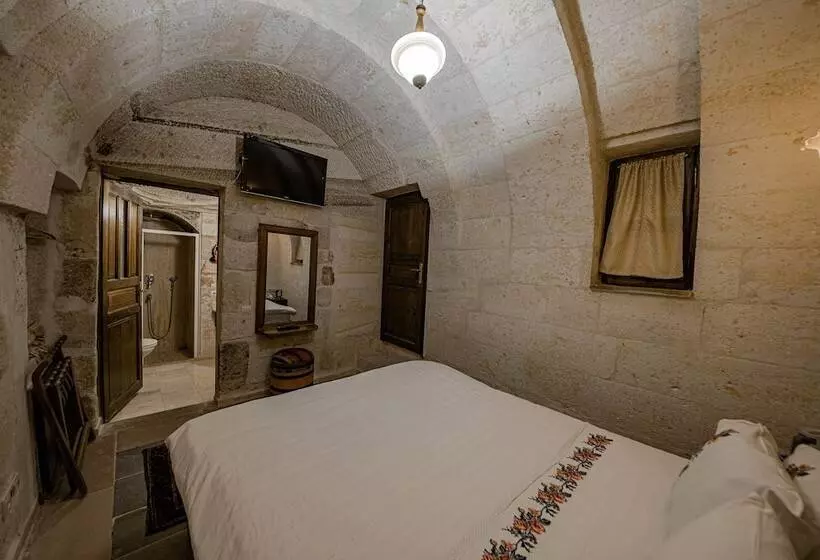 פנסיון Konak Bezirhane Cave Otel