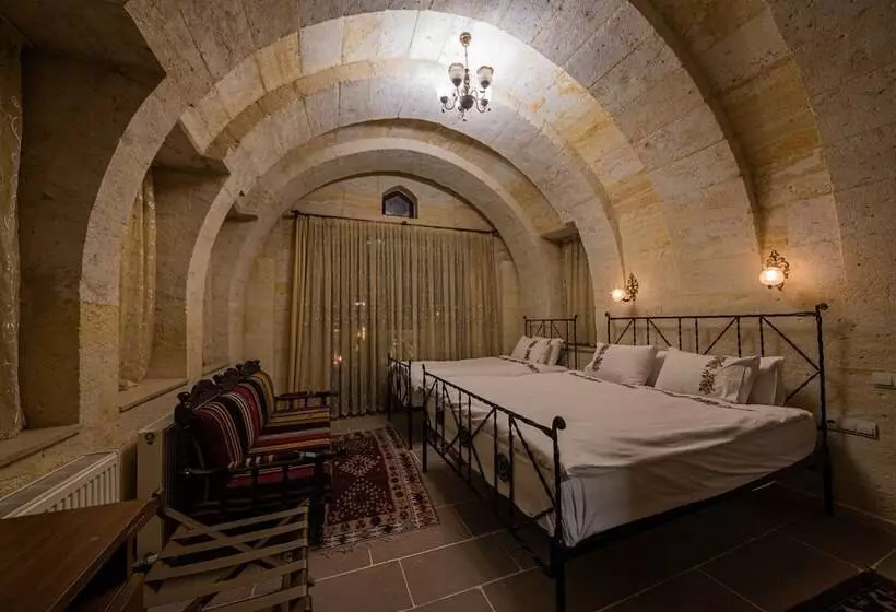 פנסיון Konak Bezirhane Cave Otel