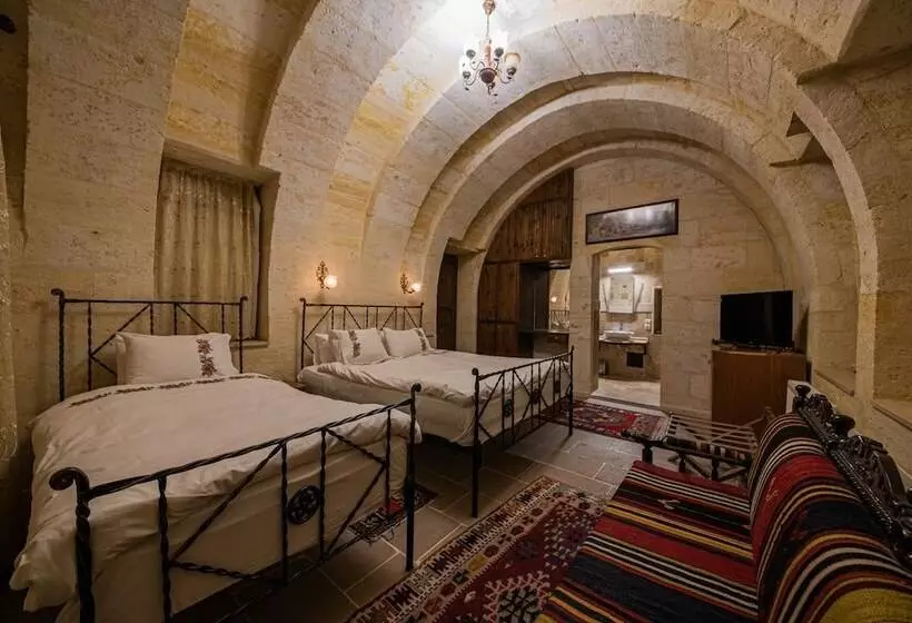 פנסיון Konak Bezirhane Cave Otel