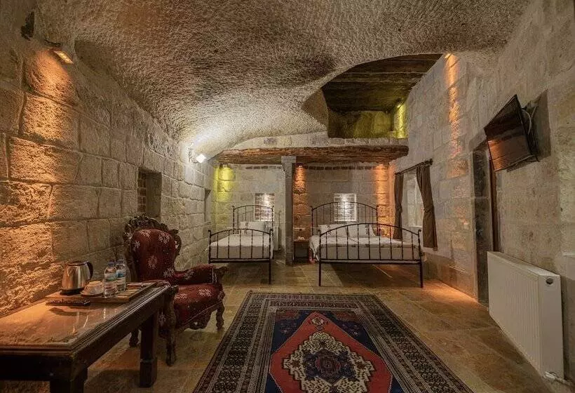 פנסיון Konak Bezirhane Cave Otel