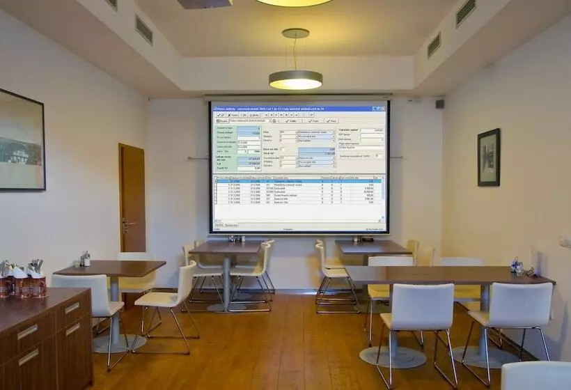 ペンション Penzion U Zvonu