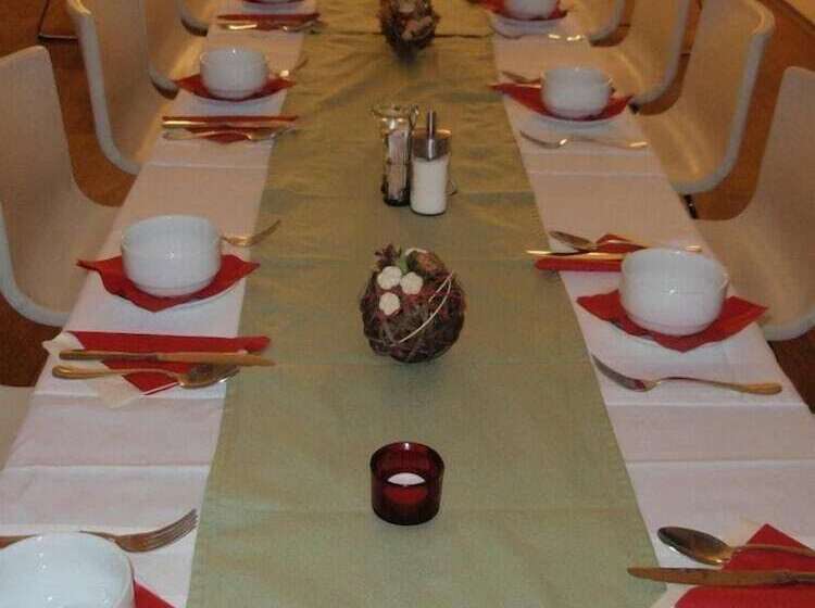 膳宿费 Penzion U Zvonu