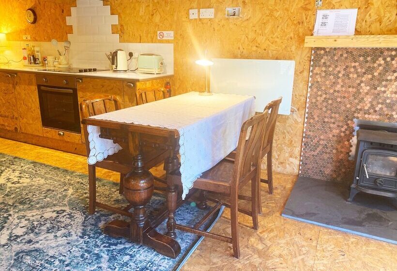 Zen Garden Cottage   Patio & Parking By The Bay