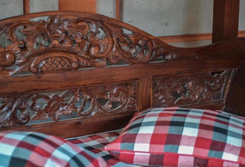 膳宿费 Aji Lodge Bungalow