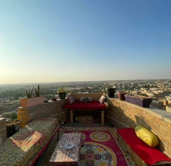 ペンション Saffron Guest House