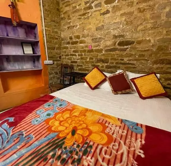 ペンション Saffron Guest House