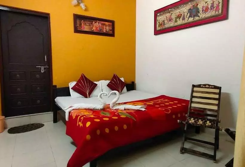 ホテル Haveli Taragarh Palace