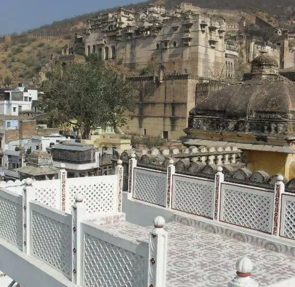 ホテル Haveli Taragarh Palace