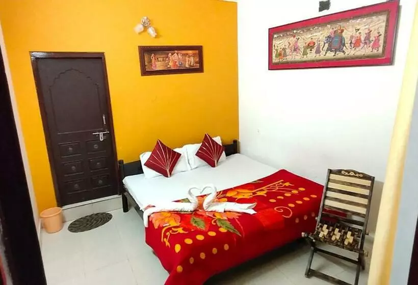 ホテル Haveli Taragarh Palace