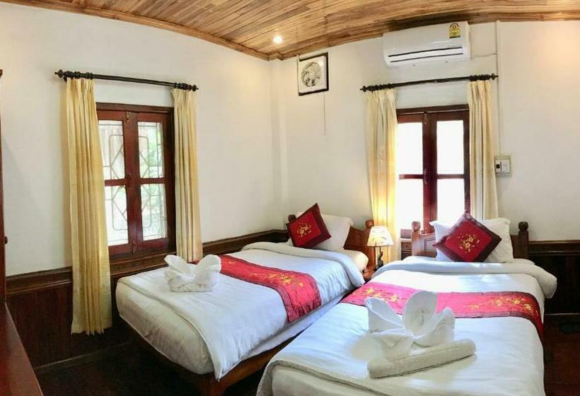 هتل Villay Vanh Place House