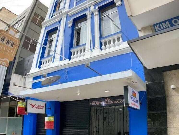 Pesquise Hostel & Viagens