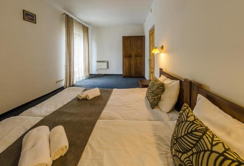 Resort Zimasnow Ski & Spa Club