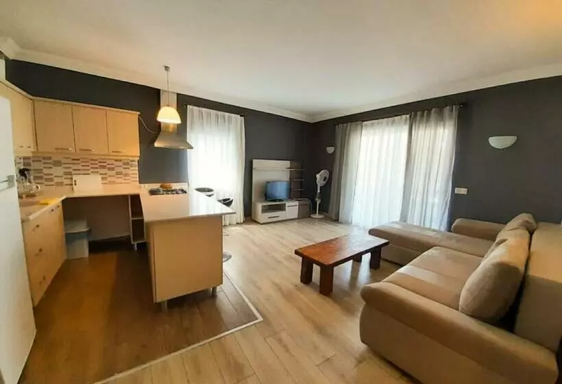 Cozy Flat With Balcony And Partial Sea View Near Beach In Bozburun