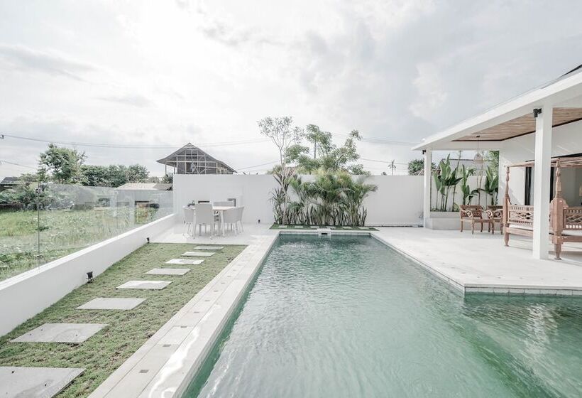 Kayu Kembar Deluxe Villa