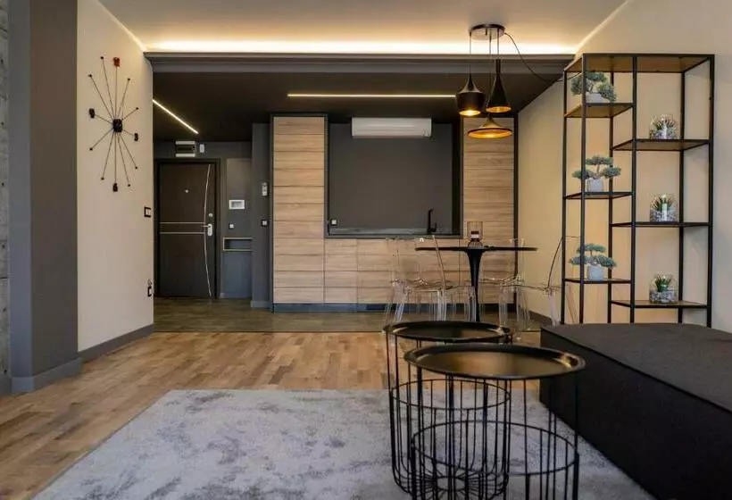 City Art Luxury Living Free Parking