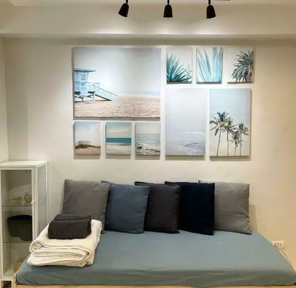 Crib 227: Modern Fresh Vibe Condo