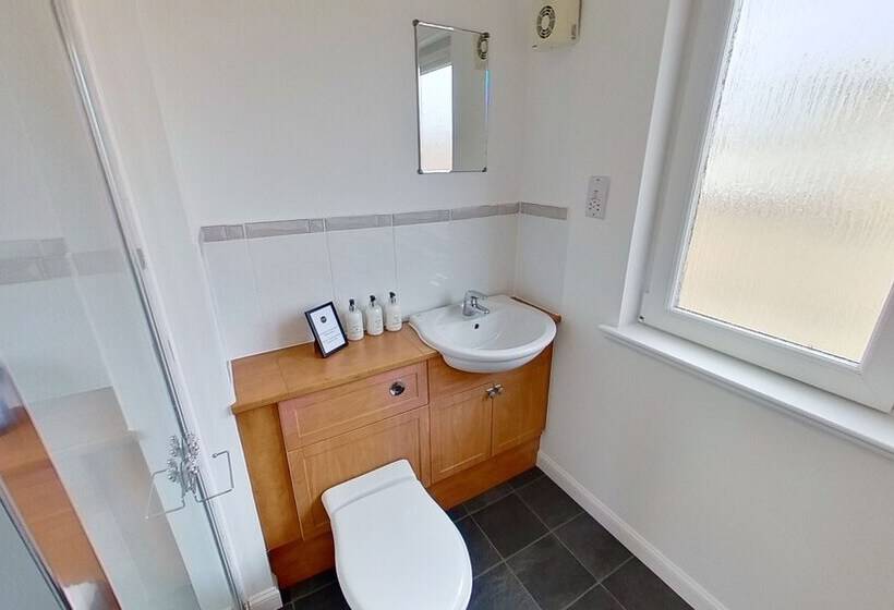 Orange Apartments Bothwell Road