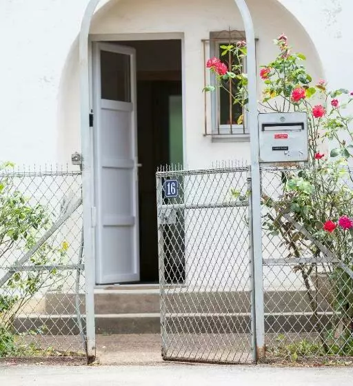 Le Coquet Chez Maguy Maison De Ville Avec Jardin