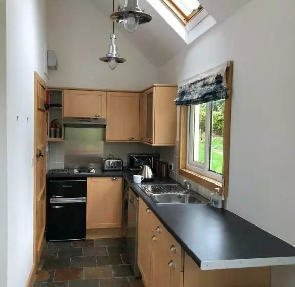 The Cottage, Near Glasgow Milngavie