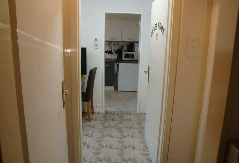 Cenet 1 Zimmer Apartment