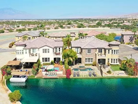 Terra Lago Lakehouse Villa, Close To Golf, Tennis, Festivals And Shopping!
