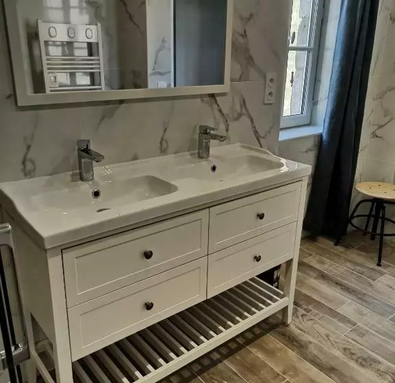 Triplex De Luxe 110 M2 Hyper Centre Jacuzzi